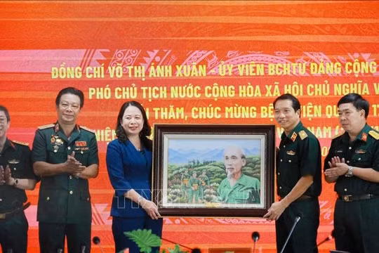 Người thầy thuốc của Bệnh viện Quân y 175 luôn hoàn thành tốt cả “hai sứ mệnh”