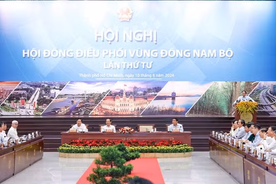 Lồng ghép các cơ chế, chính sách để huy động nguồn lực cho vùng Đông Nam Bộ đầu tư hạ tầng