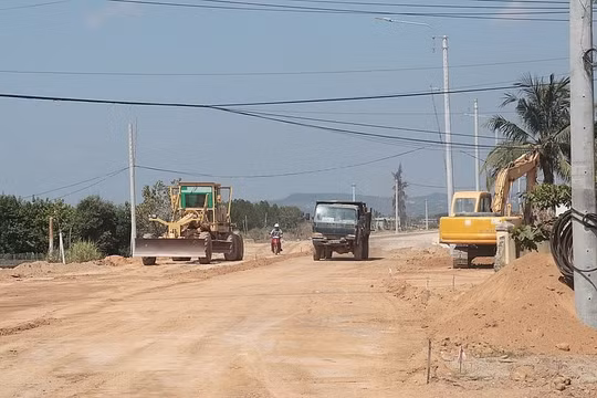 Bình Định: Hủy thầu gói thầu xây dựng tuyến đường liên huyện trị giá hơn 110 tỷ đồng do nhà thầu bị đánh trượt