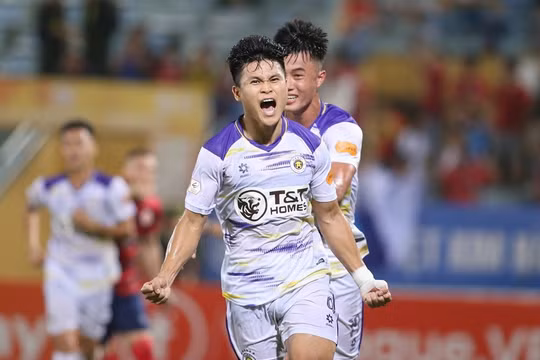 Tuấn Hải rực sáng, Hà Nội FC hoà kịch tính CAHN