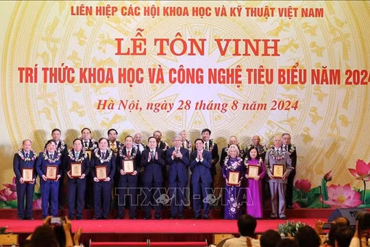 Mỗi thắng lợi của cách mạng Việt Nam không thể thiếu đóng góp của trí thức