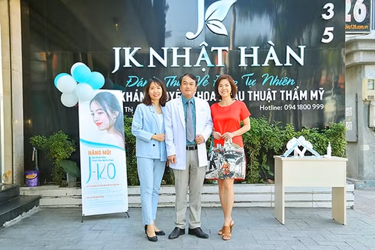 Cụ bà 70 tuổi tử vong sau căng da mặt: Hé lộ JK Nhật Hàn bết bát của BS Lê Viết Trí