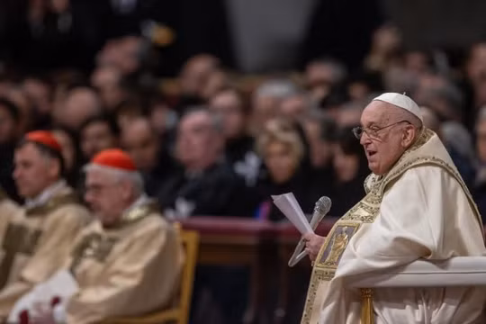 Giáo hoàng Francis mở đầu Năm Thánh 'Hy vọng', kêu gọi cải thiện thế giới trong đêm Giáng sinh