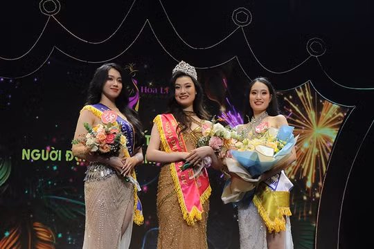 Phạm Hải Anh đoạt danh hiệu Người đẹp Hoa Lư năm 2024