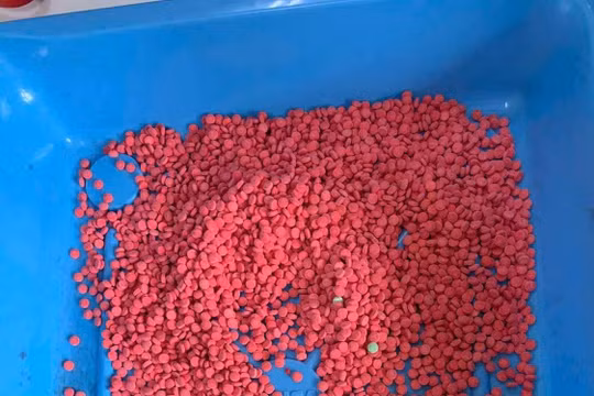 Bắt giữ 3 đối tượng vận chuyển trái phép chất ma tuý từ Lào về Việt Nam