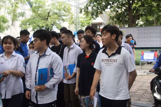 Khối ngành báo chí, truyền thông điểm chuẩn cao gần tuyệt đối