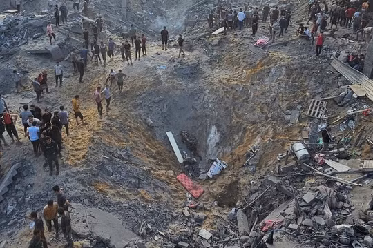 Những hình ảnh cho thấy sự hoang tàn của Gaza sau một năm chiến sự