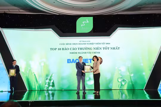 Kỷ niệm 60 năm thành lập, Bảo Việt liên tục giành được nhiều giải thưởng trong nước và quốc tế, đạt Top 10 Báo cáo thường niên tốt nhất nhóm tài chính