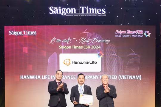 Hanwha Life Việt Nam được vinh danh “Doanh nghiệp vì cộng đồng” 4 năm liên tiếp