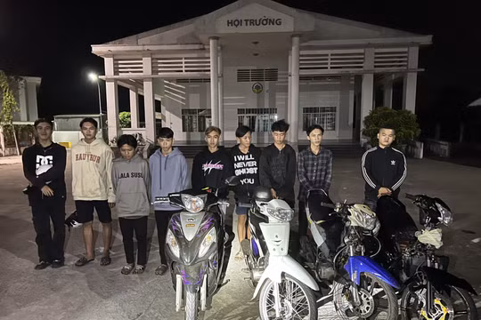 Bắt giữ nhóm thanh niên tụ tập cổ vũ đua xe trái phép