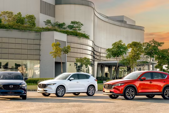Bảng giá Mazda tháng 11/2024: Loạt xe gầm cao giảm giá, khách mua được hỗ trợ trước bạ