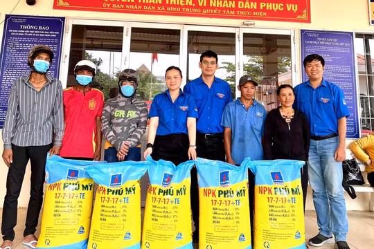 Tuổi trẻ PVFCCo: Một “mùa hè xanh” thiết thực và ý nghĩa 