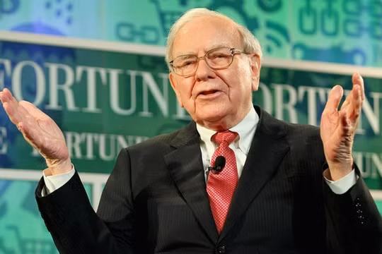 Tỷ phú Warren Buffet bán tháo cổ phiếu Apple