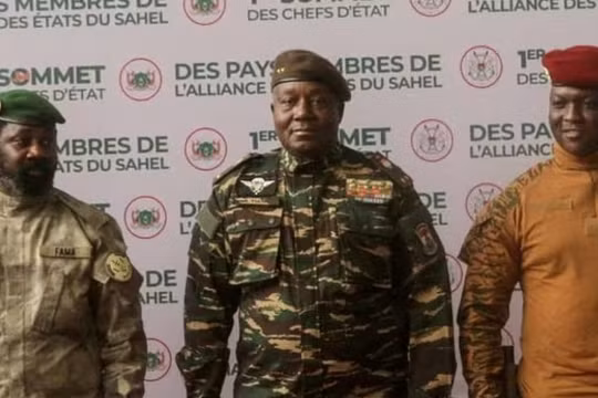 Mali, Burkina Faso và Niger sẽ ra mắt hộ chiếu liên minh mới