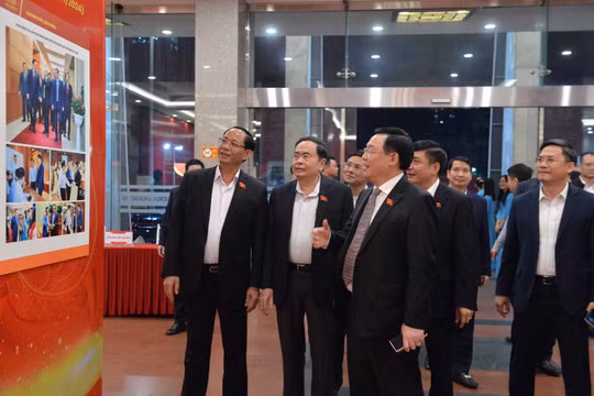 Chuẩn bị chu đáo các điều kiện cho lễ trao Giải Diên Hồng lần thứ Hai - năm 2024