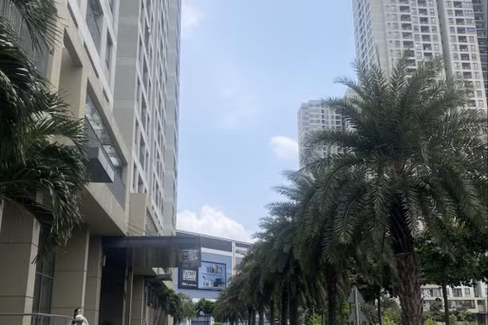 Chung cư cao cấp - Phép vua thua lệ làng?