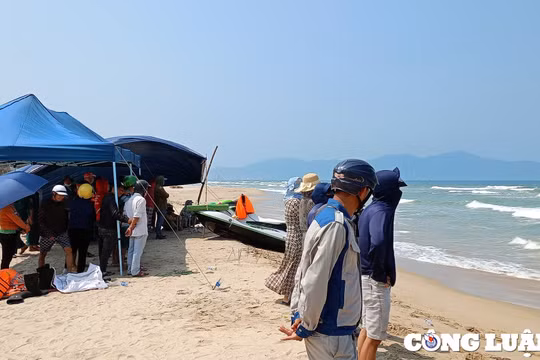 Vụ 2 anh em song sinh mất tích khi tắm biển Đà Nẵng: Đã tìm thấy 1 thi thể
