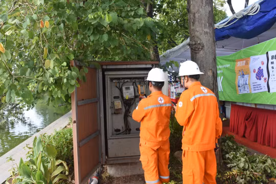 Đảm bảo cấp điện an toàn, liên tục cho các điểm phục vụ kỷ niệm 70 năm Ngày Giải phóng Thủ đô