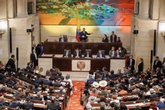 Colombia bỏ phiếu thông qua luật cấm trẻ em kết hôn