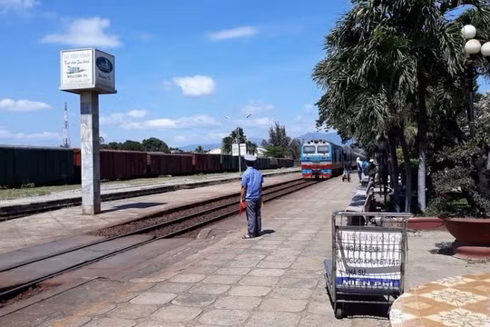 Đề xuất mở rộng hàng loạt ga đường sắt tuyến TP. HCM - Hà Nội