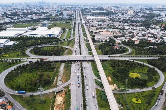 Đề xuất lùi thời gian hoàn thành dự án đoạn 3 của đường Vành đai 2 TP HCM