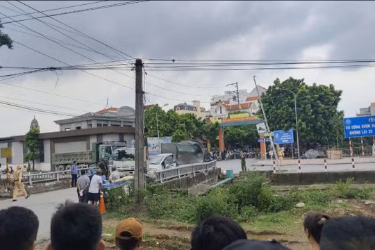 Công an Hà Nội đề nghị lái xe làm 4 mẹ con tử vong ở Hoài Đức ra trình diện