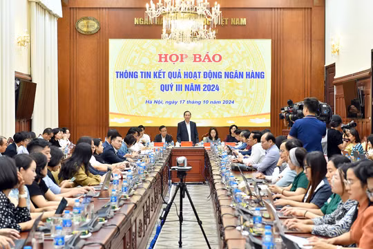 Vietcombank, MB nói gì về việc nhận chuyển giao bắt buộc 2 ngân hàng?