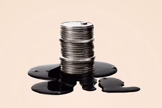 Mạng lưới giao dịch dầu mỏ trị giá hàng tỷ USD tại Iran bất chấp lệnh cấm vận của Mỹ