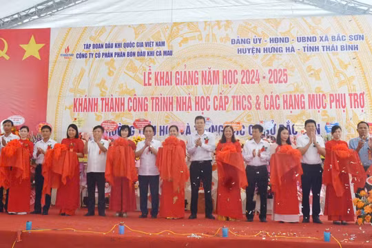 Phân bón Cà Mau đồng hành cùng giáo dục địa phương xã Bắc Sơn