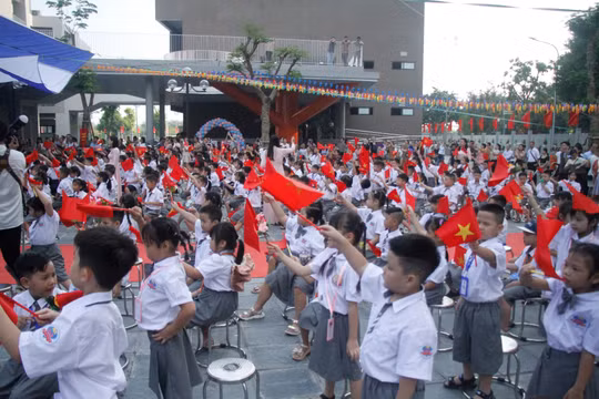 Học sinh Hà Nội tưng bừng đón chào khai giảng năm học mới!