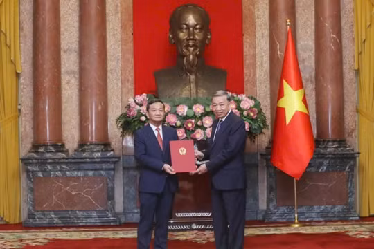 Tổng Bí thư, Chủ tịch nước trao Quyết định bổ nhiệm Đại sứ Việt Nam tại Lào