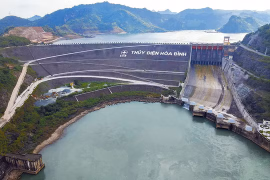 Có 12 dự án nguồn điện, 28 dự án lưới điện là dự án quan trọng quốc gia, trọng điểm ngành năng lượng