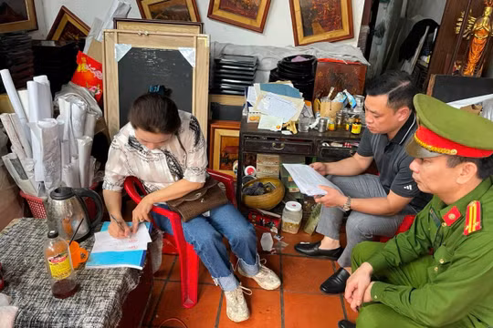 Vụ cây sao đen nghi bị "bức tử": Yêu cầu chủ hộ trên các tuyến phố lớn ký cam kết bảo vệ cây xanh