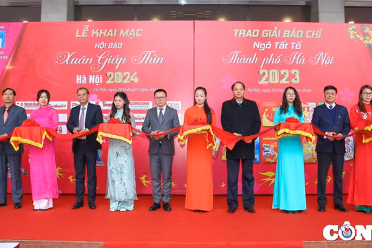 Tưng bừng khai mạc Hội báo xuân Giáp Thìn - Hà Nội 2024