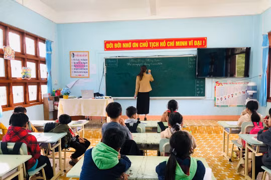 Vụ nhiều em lớp 4, lớp 5 đọc, viết chậm ở Kon Tum: Công tác phân luồng học sinh chưa tốt, hổng kiến thức