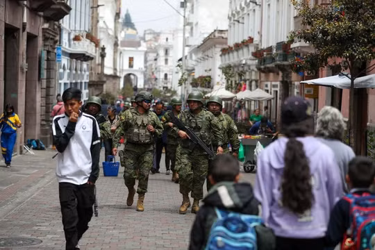 Băng đảng khủng bố chiếm đài truyền hình: Chuyện gì đang xảy ra ở Ecuador?