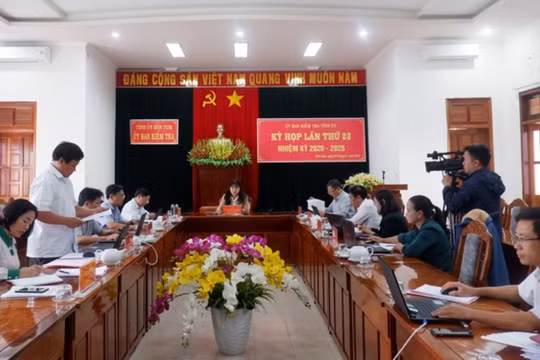 Kỷ luật cảnh cáo nguyên Giám đốc Sở Khoa học và Công nghệ tỉnh Kon Tum