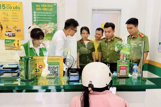 Triển khai xác thực khách hàng số tại các cơ sở cầm đồ ở TP. HCM