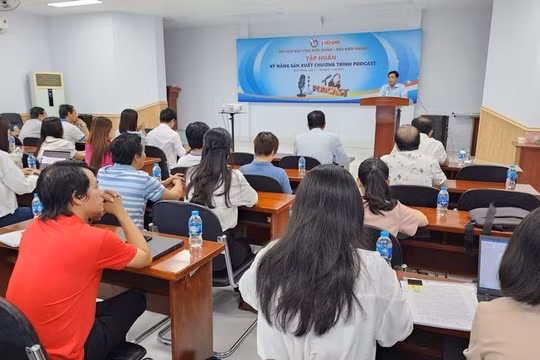 Kiên Giang tập huấn kỹ năng sản xuất chương trình Podcast