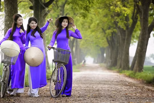 Áo dài Huế được công nhận là Di sản văn hóa phi vật thể Quốc gia