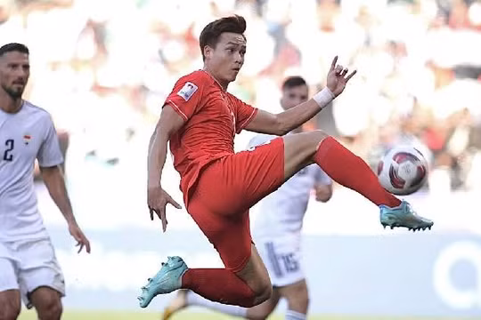 Bùi Hoàng Việt Anh lỡ trận ra mắt tuyển Việt Nam của HLV Kim Sang-sik