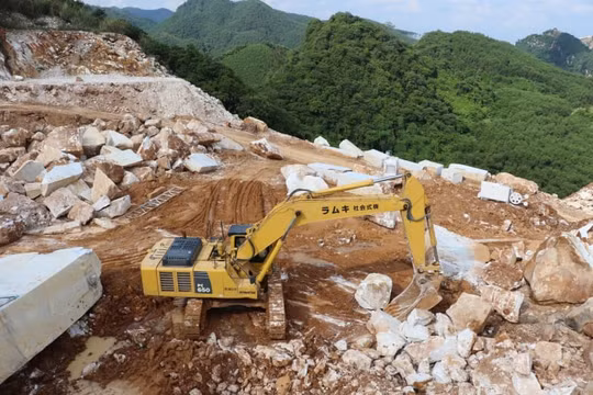 Vi phạm nhiều lỗi trong hoạt động khai thác khoáng sản, Công ty Phủ Quỳ bị phạt 355 triệu đồng