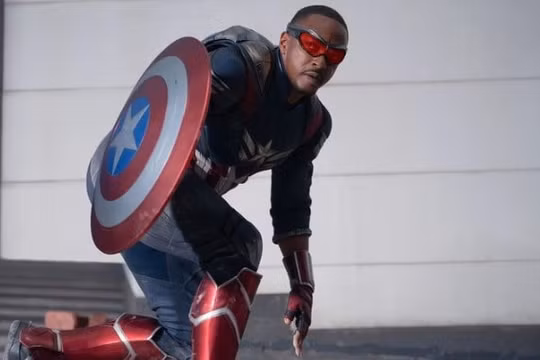 'Captain America' phần tiếp hé lộ cuộc đối đầu nảy lửa giữa Sam Wilson và Red Hulk