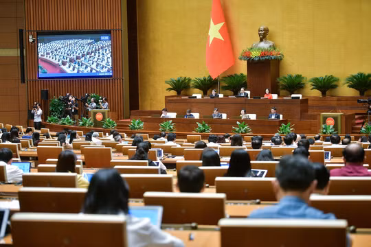 Sáng nay, Quốc hội thảo luận về dự án Luật Phòng không nhân dân