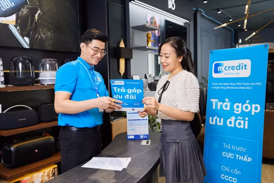 FiinRatings xếp hạng tín nhiệm Mcredit ở mức A- cùng triển vọng “Ổn định”
