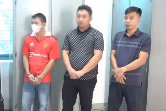 Bắt 3 đối tượng mua pháo nổ giá rẻ tại Lào, vận chuyển gần 1,5 tạ về bán kiếm lời