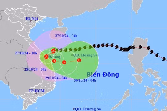 Bão số 6 đang cách Đà Nẵng hơn 100km, gây mưa lớn nhiều tỉnh miền Trung