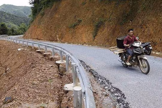 Công ty Xây lắp điện Tuần Giáo 'nhà thầu quen' trúng thầu tiết kiệm thấp tại Điện Biên