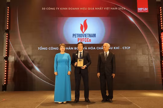 PVFCCo nhận giải thưởng Top 50 Công ty kinh doanh hiệu quả nhất Việt Nam năm 2024