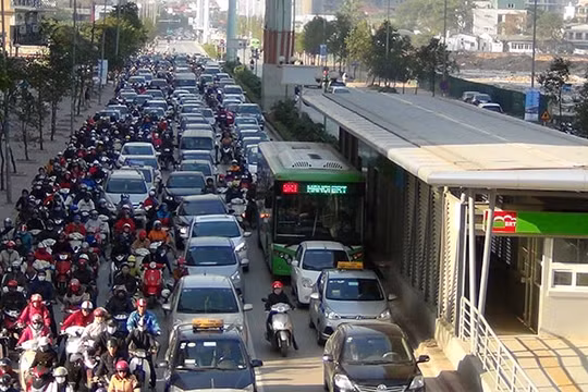 Hà Nội: Cải tạo hạ tầng 7 tuyến đường để giảm thiểu ùn tắc giao thông